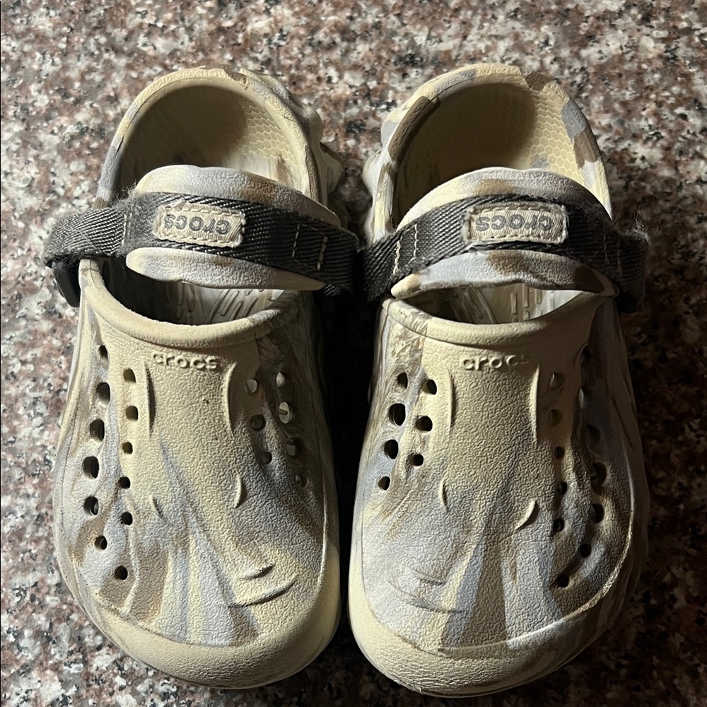 CROCS Kids Sandals - Gray and Cream Camo